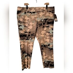 NWT Mossimo pants size 18